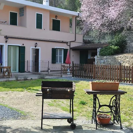 Ulivi E Corbezzoli Lägenhet *